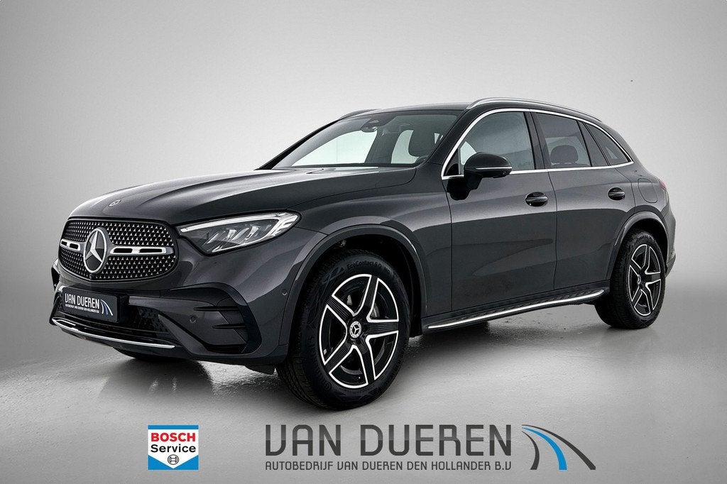 Mercedes-Benz GLC 300e 4MATIC AMG Line Techniek Achterasstur, Gebruikt, 4 cilinders, Zwart, Vierwielaandrijving