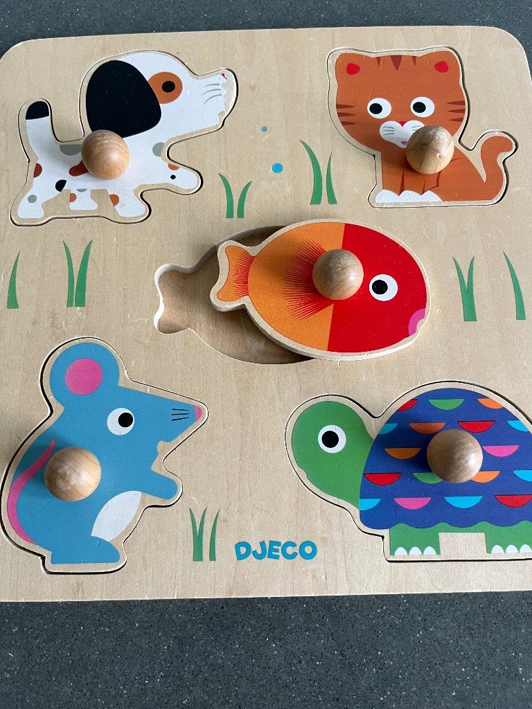 Mooie dierenpuzzel voor baby/peuter van Djeco, Kinderen en Baby's, Speelgoed | Kinderpuzzels, Ophalen of Verzenden, Zo goed als nieuw