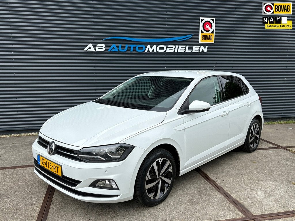 Volkswagen Polo 1.0 TSI Comfortline PARKEERSENSOREN/ CARPLAY, Voorwielaandrijving, Gebruikt, 95 pk, Met garantie (alle)