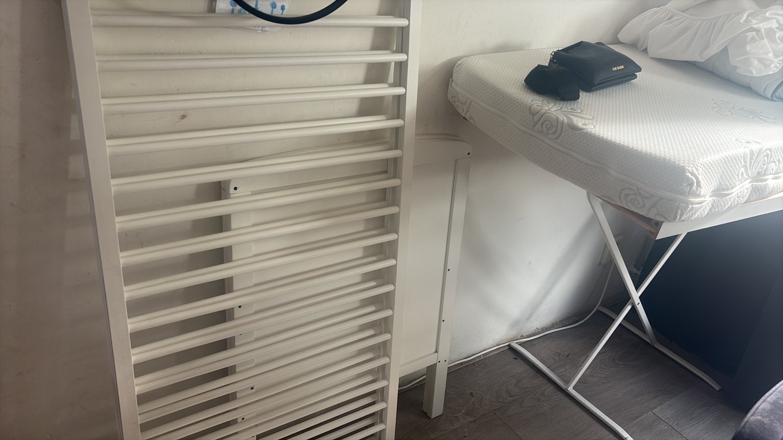 Zgan ledikant met nieuw matras, Ophalen, Zo goed als nieuw, Ledikant