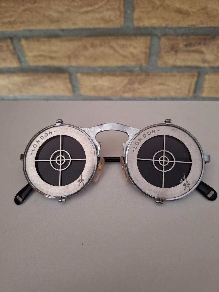 Hi-Tek Designs London TARGET Flip-Up Sunglasses Full Metal, Ophalen of Verzenden, Overige merken