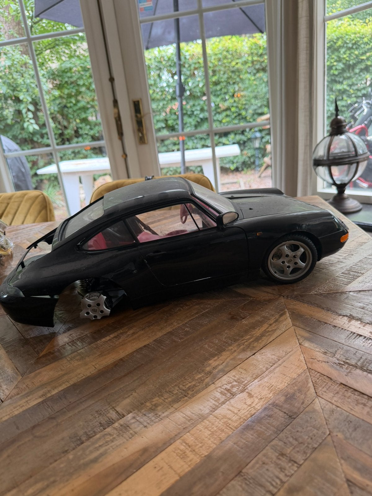Pocher 1:8 Porsche Carrera 993 met schade, Ophalen, Gebruikt, 1:5 t/m 1:8, Auto