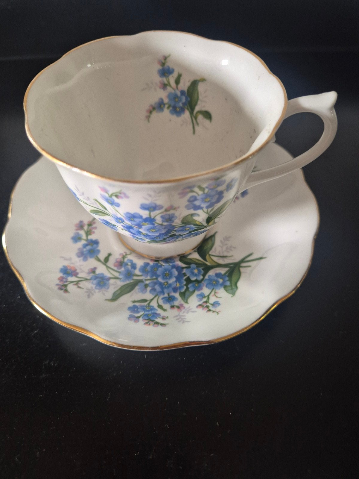 Forget-me-not royal albert porselein, Verzamelen, Porselein, Kristal en Bestek, Ophalen of Verzenden, Gebruikt, Porselein, Kop en/of schotel