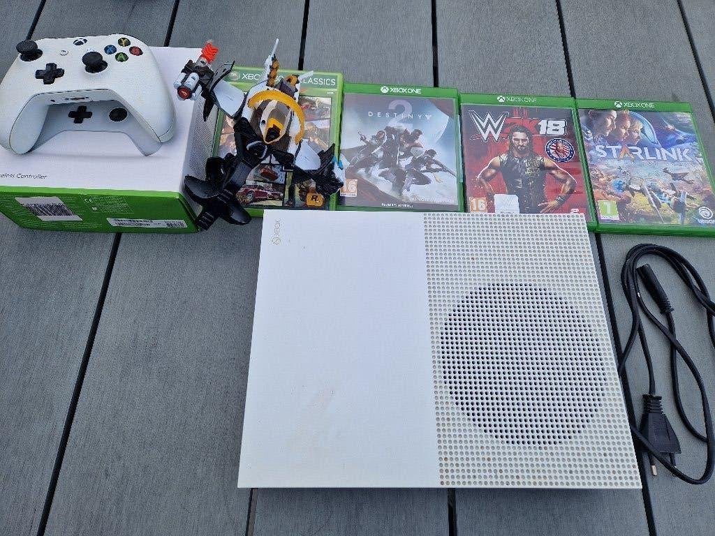 Xbox one S compleet met controller en 3x Games, Spelcomputers en Games, Ophalen of Verzenden, Gebruikt, Xbox Series S