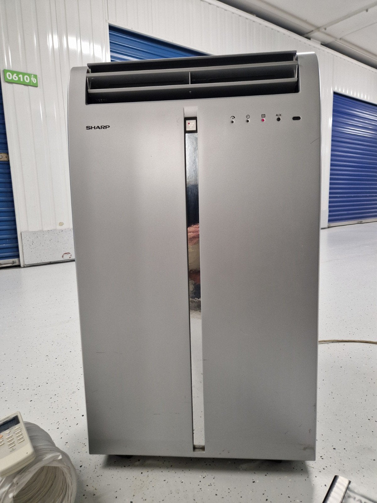 SHARP Mobiel Airco + Afstandsbediening +Slang !! 165 EURO !!, Ophalen, Afstandsbediening, Minder dan 60 m³, 3 snelheden of meer
