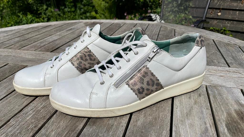 Durea 43H witte sneakers, Ophalen, Wit, Sneakers of Gympen, Zo goed als nieuw