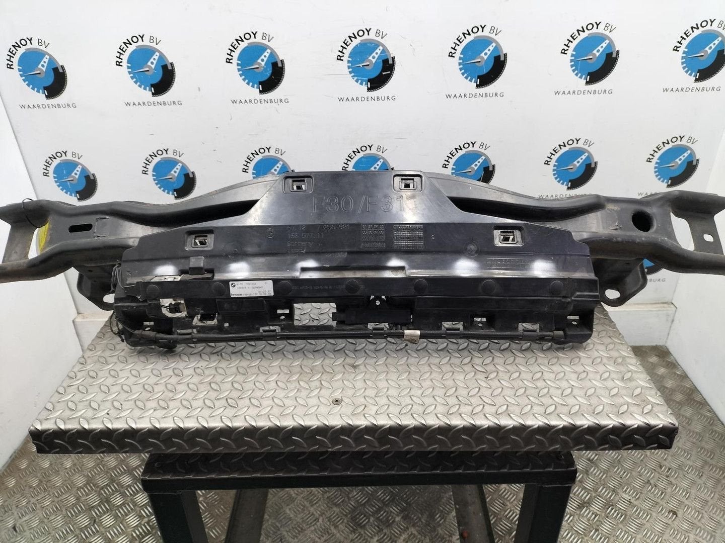 BMW 3 SERIES F31 316d Executive BUMPERBALK ACHTER 2015, Gebruikt, Ophalen of Verzenden, Stiba lid, Achter