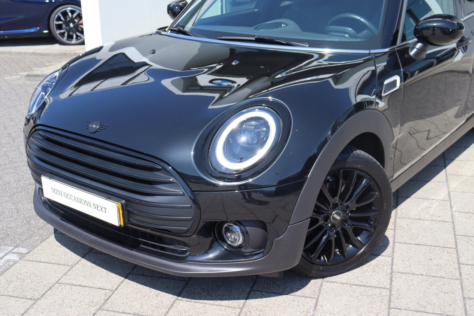 MINI Clubman Cooper Classic Automaat / Achteruitrijcamera /, 136 pk, Gebruikt, Leder en Stof, Zwart