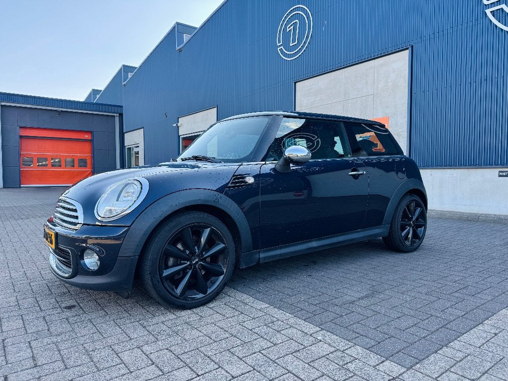 Mini Cooper 1.6 Chili, Auto's, Euro 5, Achterwielaandrijving, Zwart, 4 cilinders