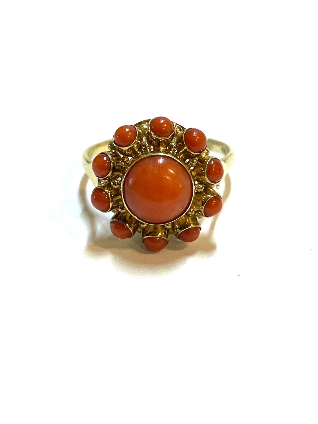 14k gouden ring met bloedkoraal, 18 tot 19, -, -, Ophalen of Verzenden