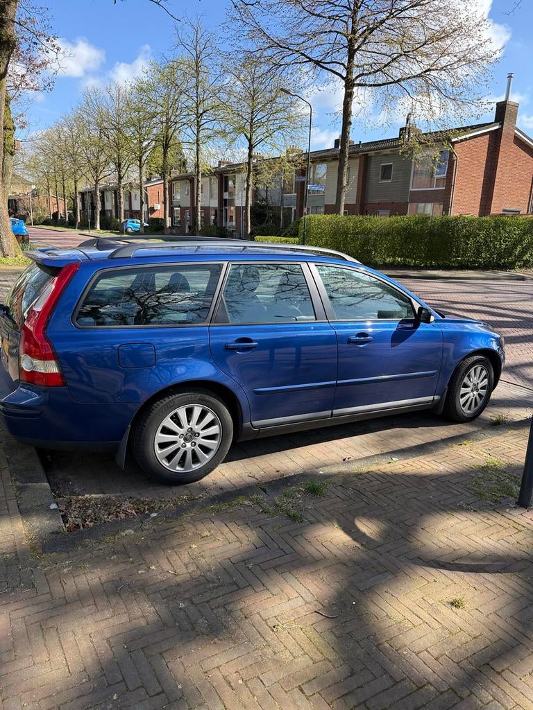 Volvo V50 1.8 2005 Blauw, Auto's, Volvo, Voorwielaandrijving, 125 pk, 1281 kg, 4 cilinders