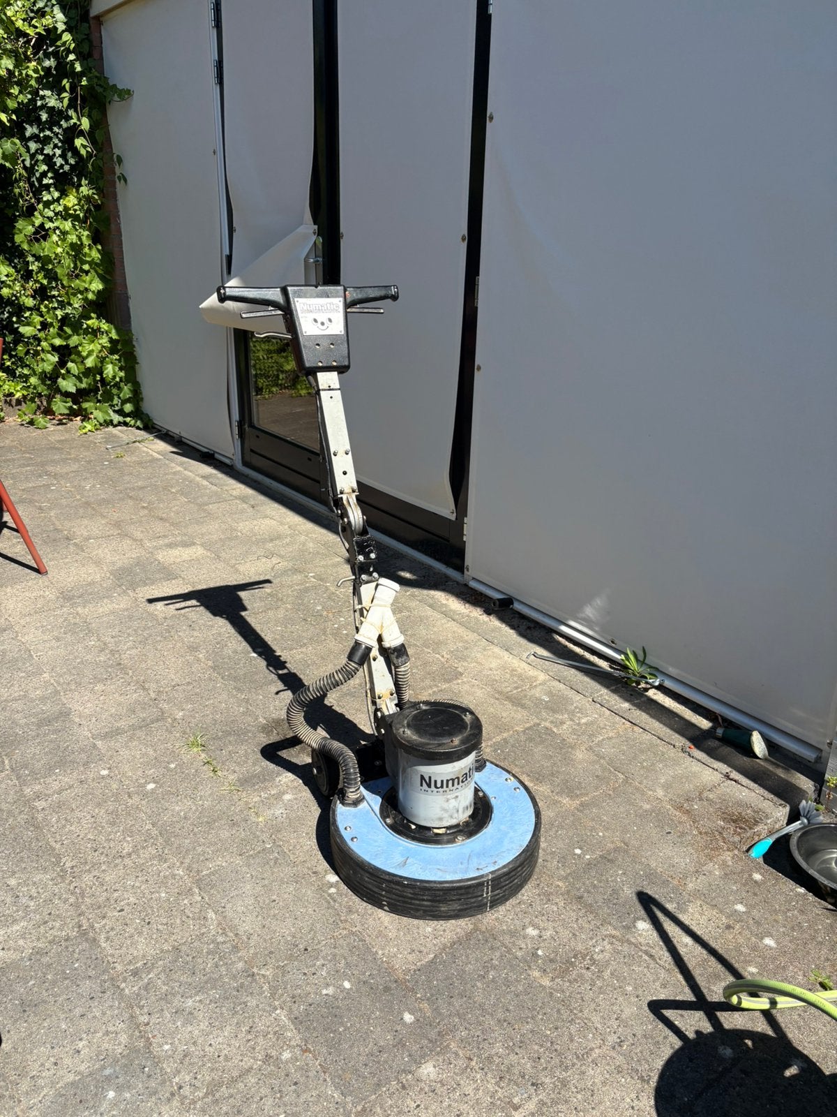 Numatic woodboy vloerschuurmachine, Ophalen, Zo goed als nieuw, 1200 watt of meer, Bandschuurmachine