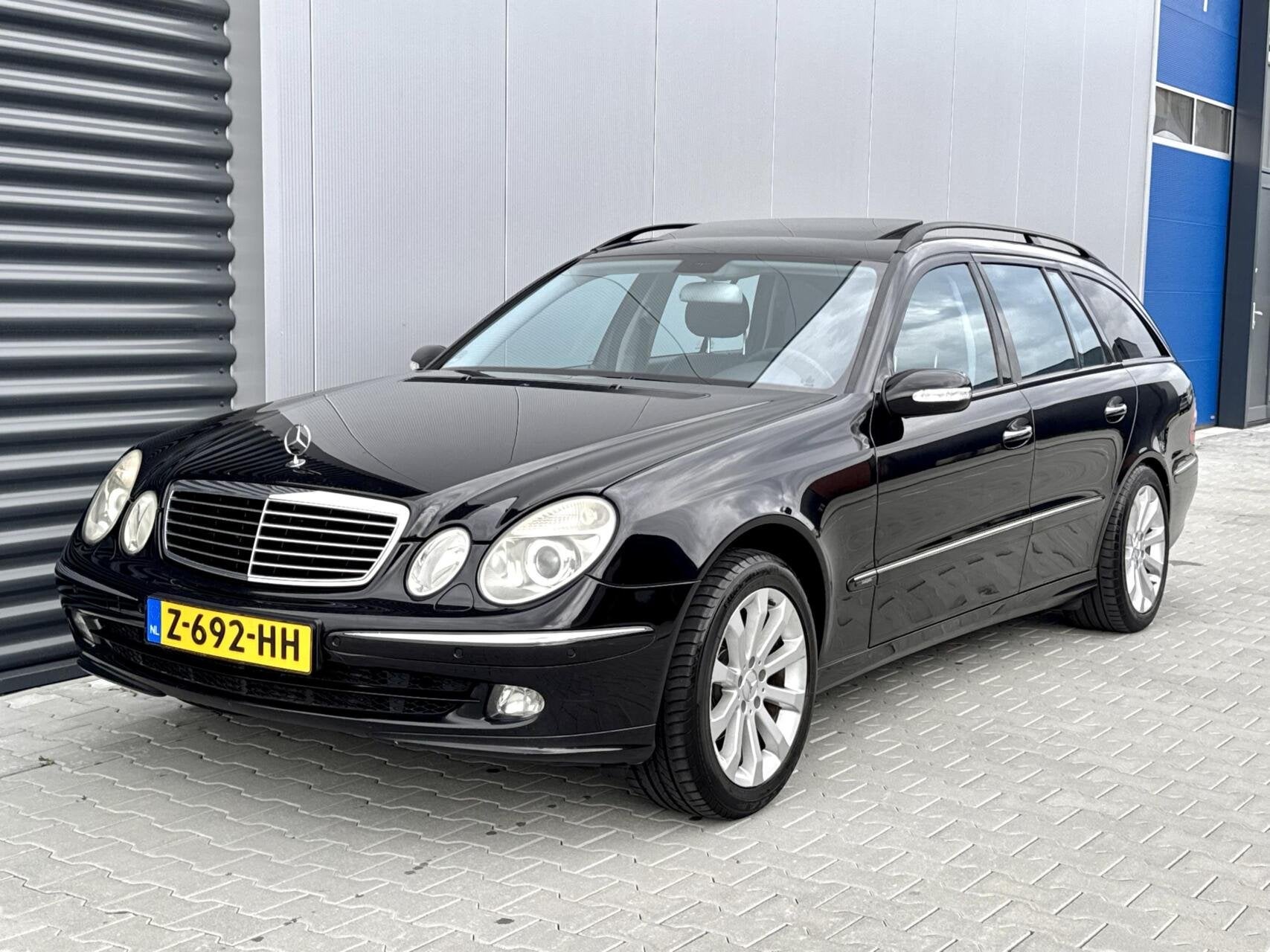 Mercedes E-klasse Combi 200 K. Avantgarde | LPG | Automaat !, Auto's, Mercedes-Benz, Automaat, Achterwielaandrijving, Gebruikt