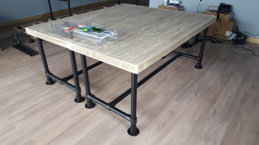 Unieke kwaliteit tafel van steigerhout met steigerbuis, Ophalen, 50 tot 100 cm, Rechthoekig, Nieuw