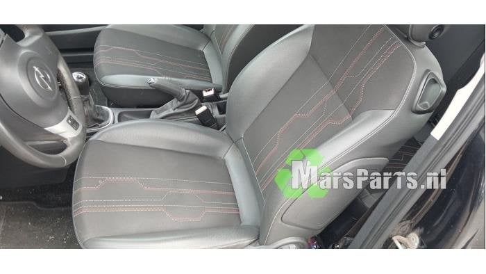 Bekleding Set (compleet) van een Opel Corsa, Gebruikt, -, -, Opel