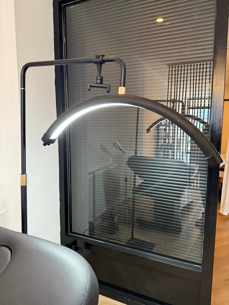 Moonlight Perfect Eyelash Lamp - Ideaal voor Wimperstylisten, Ophalen of Verzenden, Zo goed als nieuw