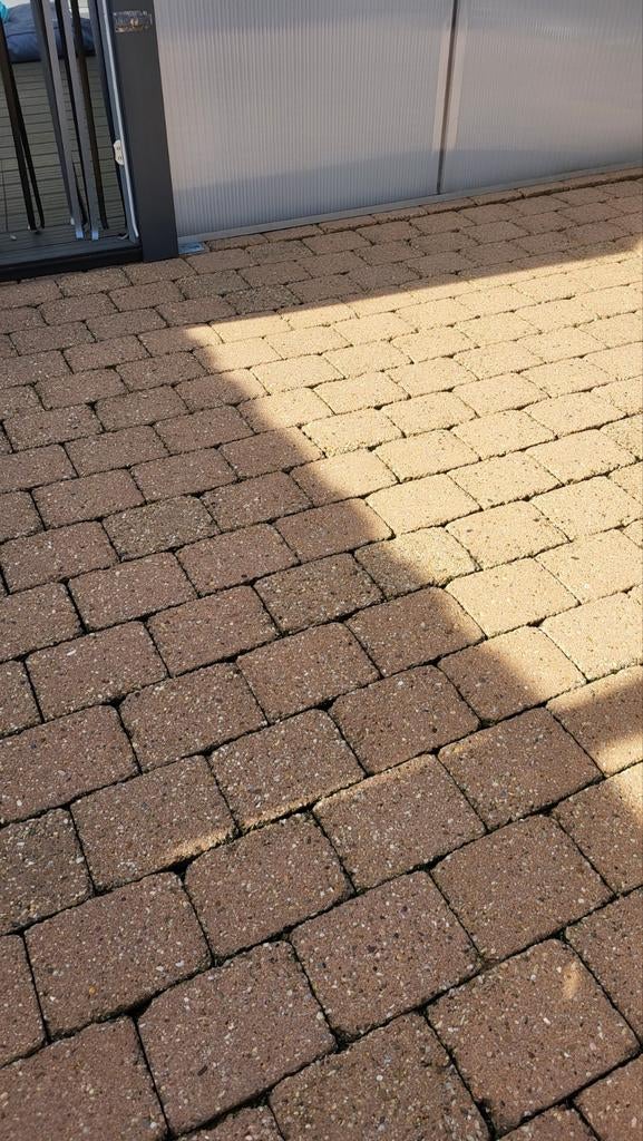 GRATIS OP TE HALEN BESTRATING. Wel zelf eruit halen., Ophalen, Gebruikt, Overige typen, 10 m² of meer