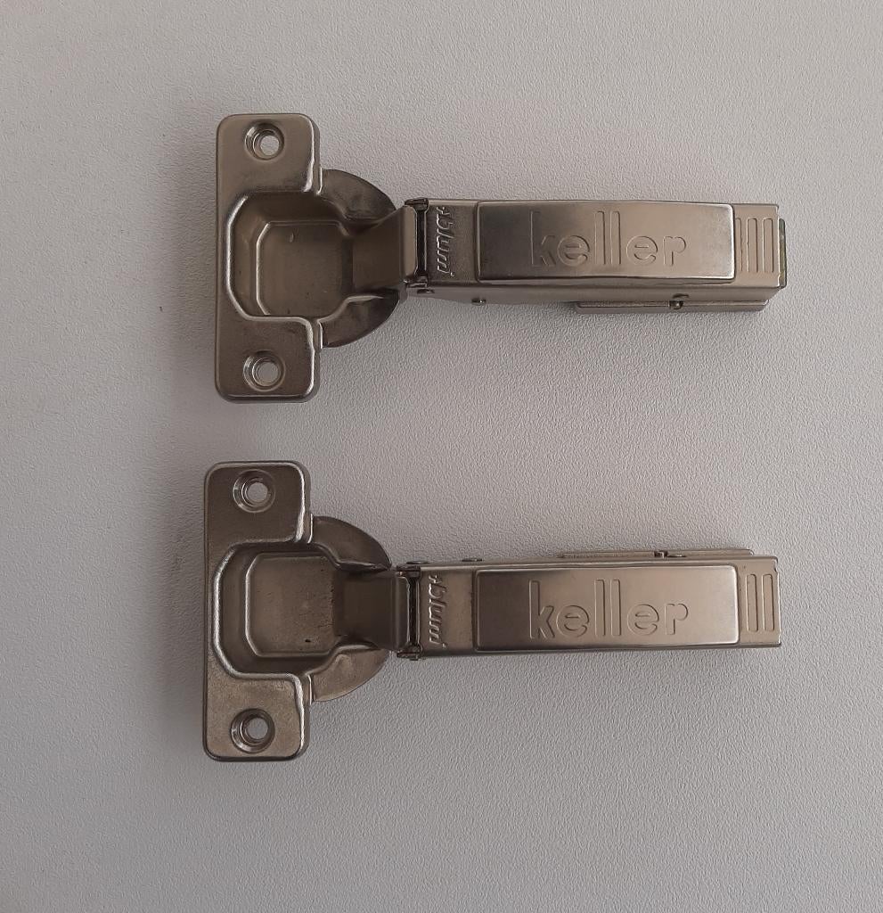 2x Blum Keller Kastscharnieren met Keller Afdekkapje, Ophalen, Zo goed als nieuw, Metaal