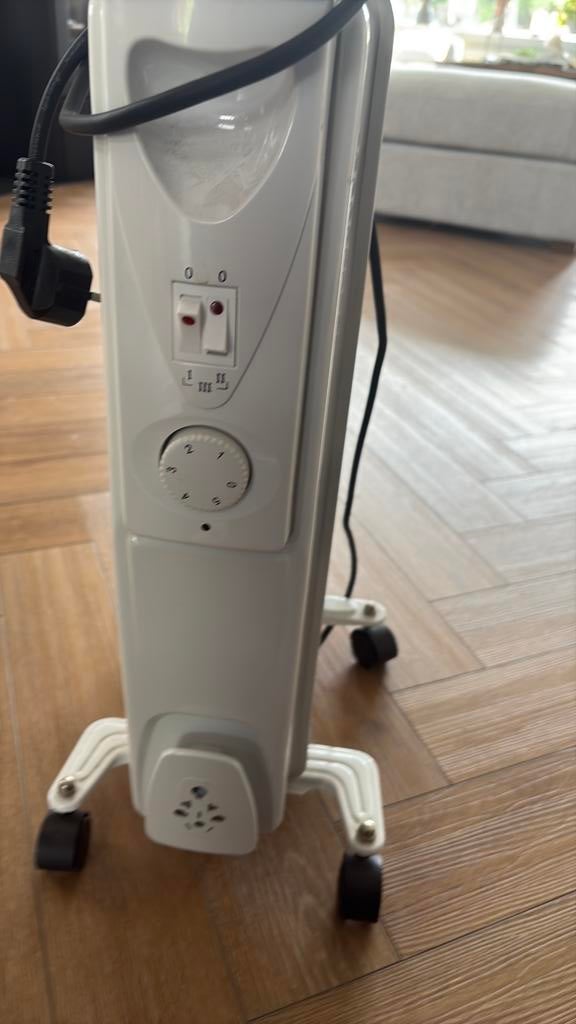 Electrische radiator, Ophalen, Zo goed als nieuw
