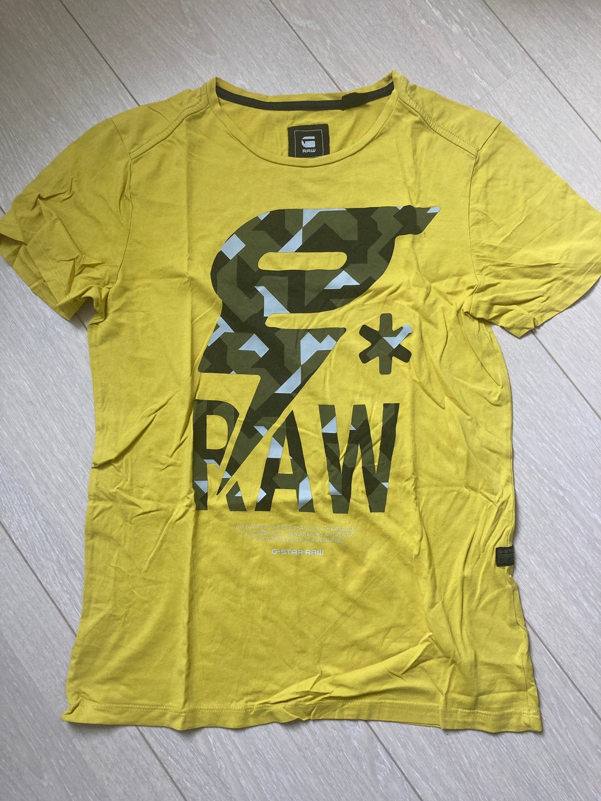 G-Star Raw geel heren shirt - maat M, Kleding | Heren, Ophalen of Verzenden, Zo goed als nieuw, Geel