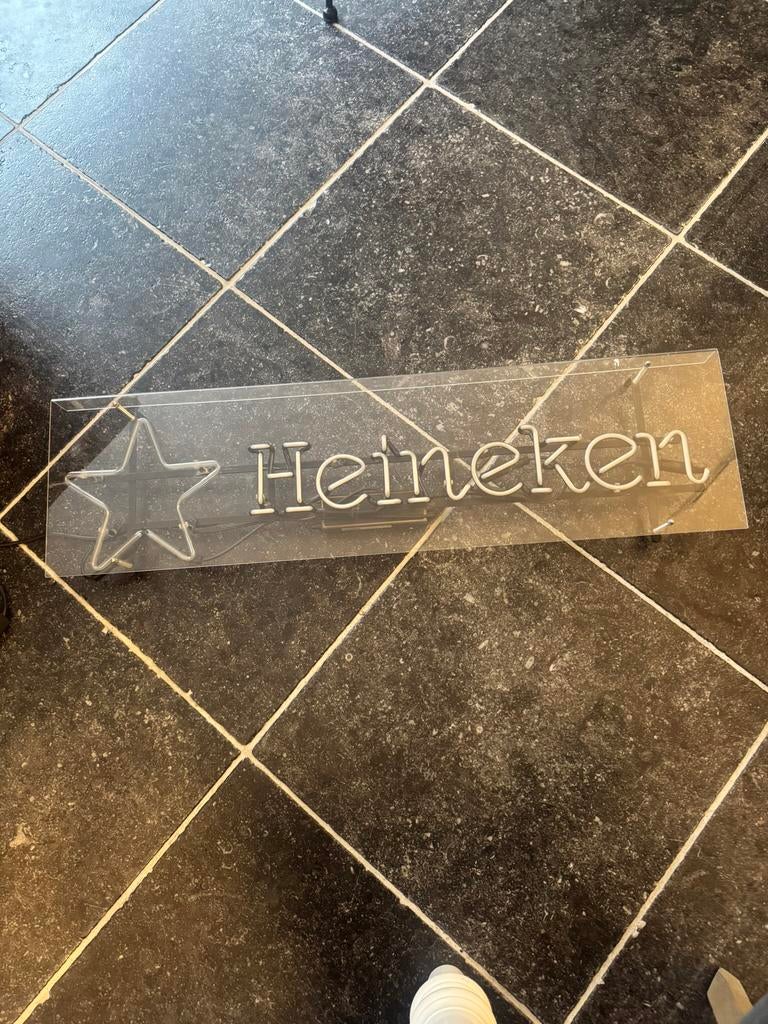 Lichtreclame neon Heineken, Ophalen, Zo goed als nieuw, Lichtbak of (neon) lamp