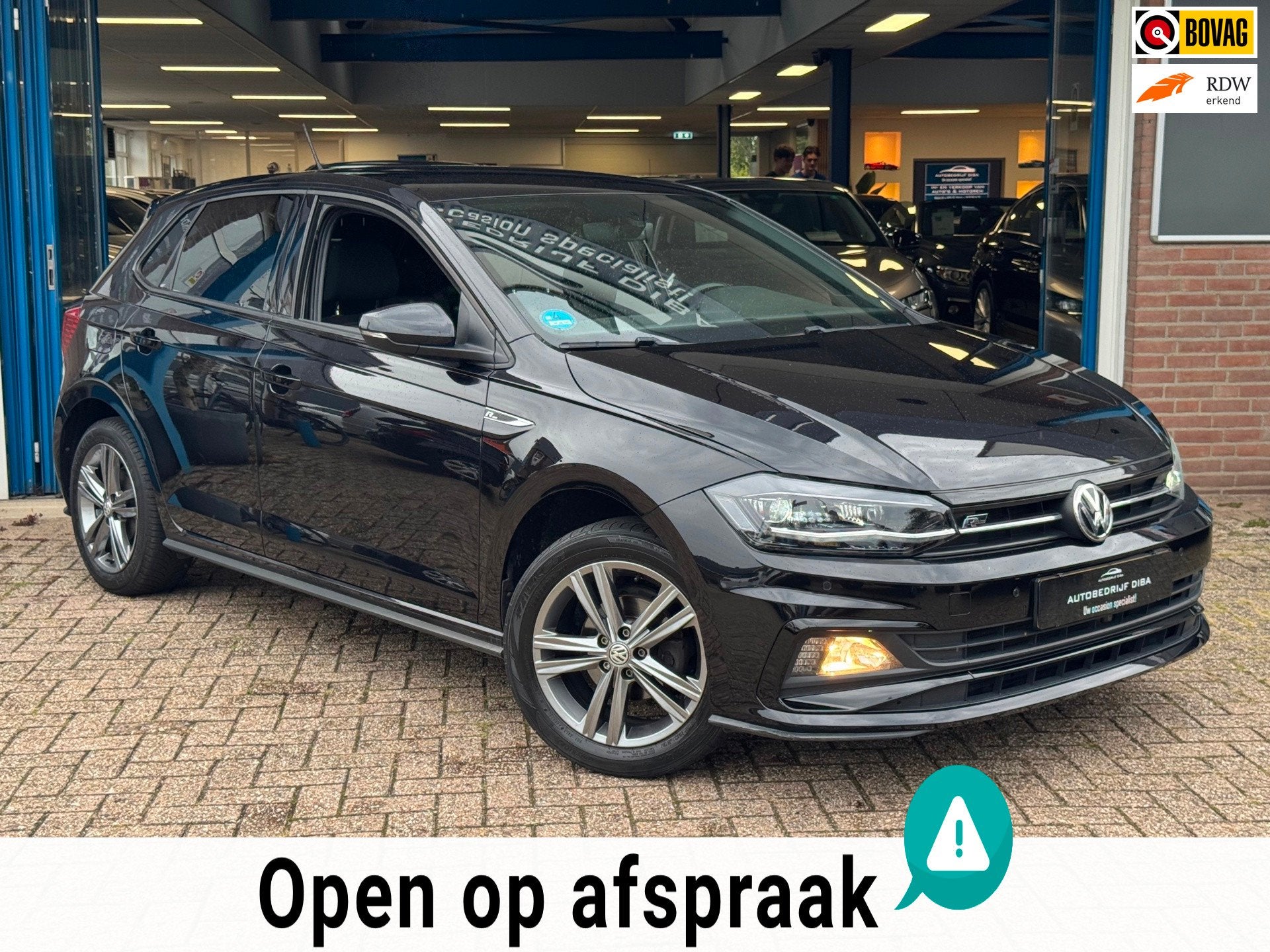 Volkswagen POLO 1.0 TSI Beats 2018 AUT NAVI CLIMA LM NAP!, Auto's, Dealer onderhouden, Stof, Gebruikt, 95 pk