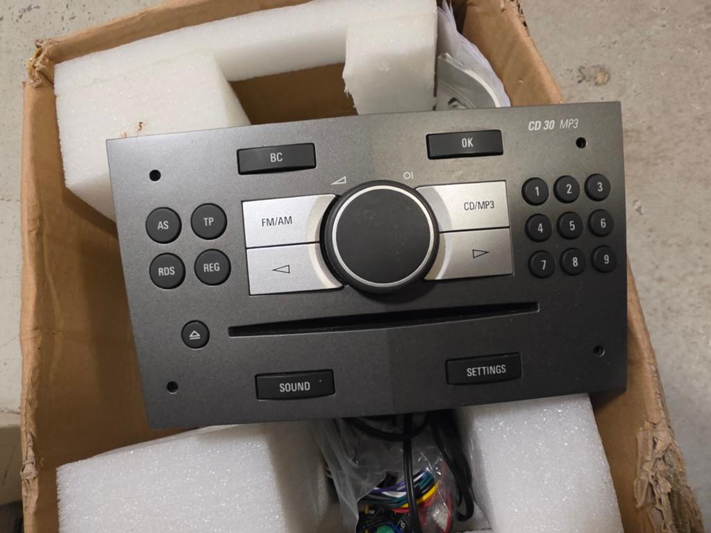 originele Opel CD30 MP3 autoradio., Ophalen of Verzenden