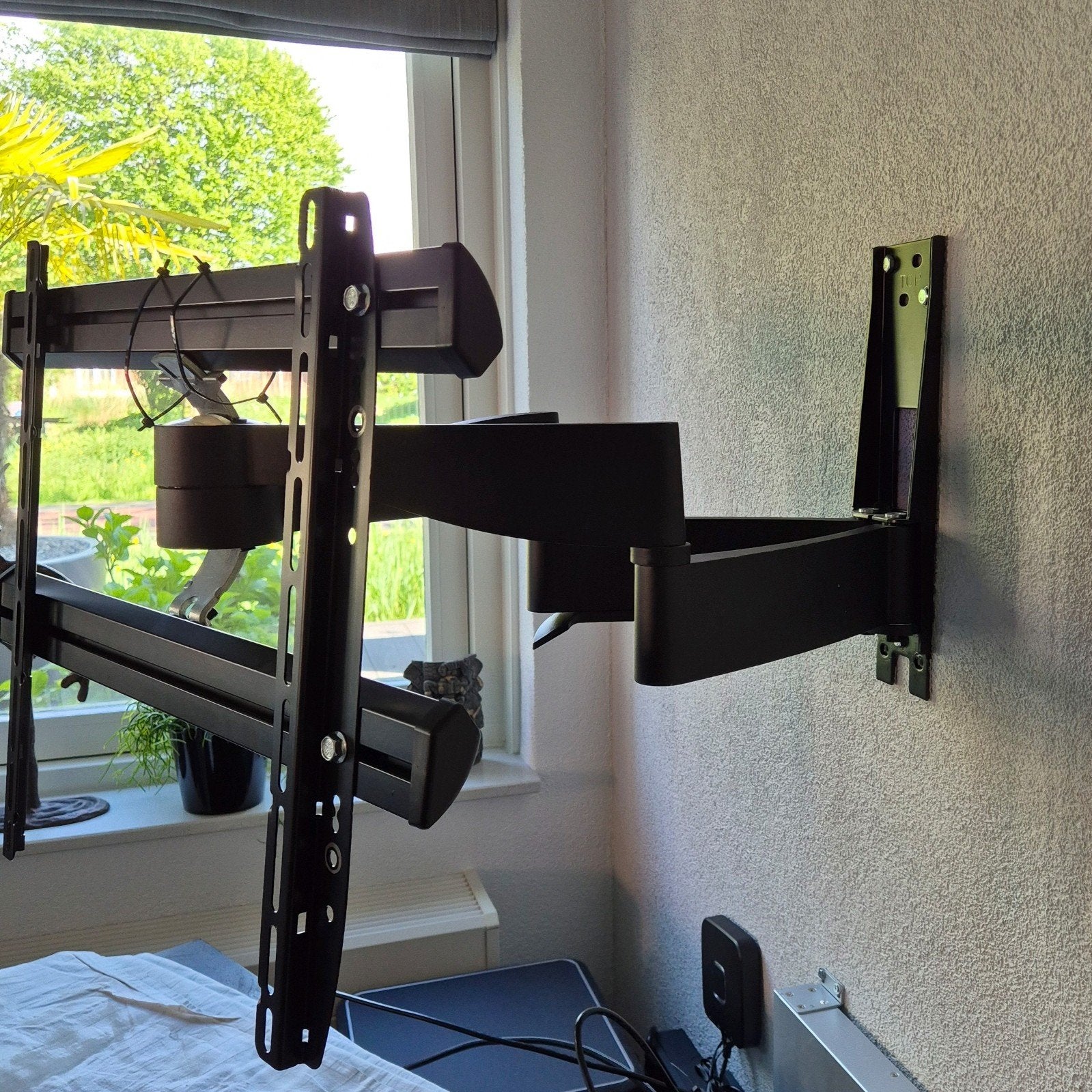 Vogel zware TV beugel (45kg 40” tot 77”) Wall3350, Ophalen, Zo goed als nieuw