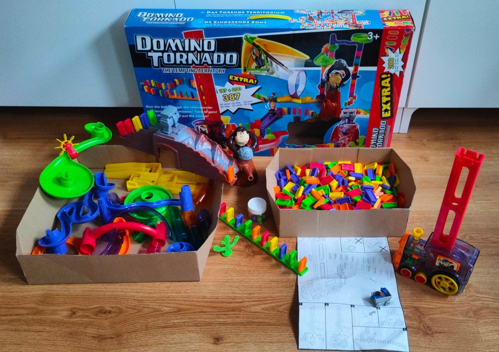 Domino Tornado knikkerbaan en Domino parcours, Ophalen of Verzenden, Zo goed als nieuw
