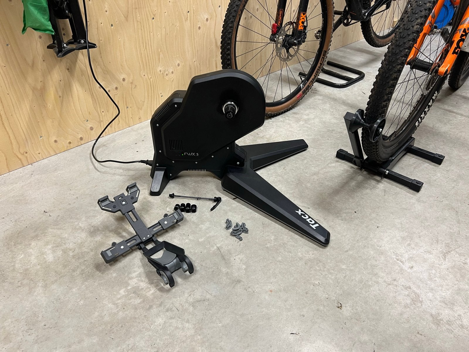 Tacx Flux S Smart Trainer, Ophalen, Zo goed als nieuw, Overige typen