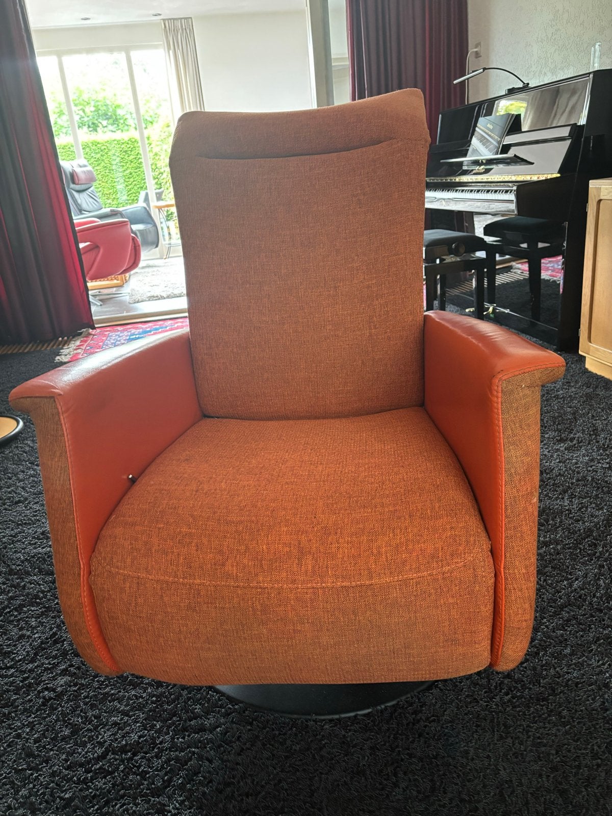Comfortabele oranje relaxfauteuil met draaivoet, Ophalen, Gebruikt, Overige kleuren, Eén