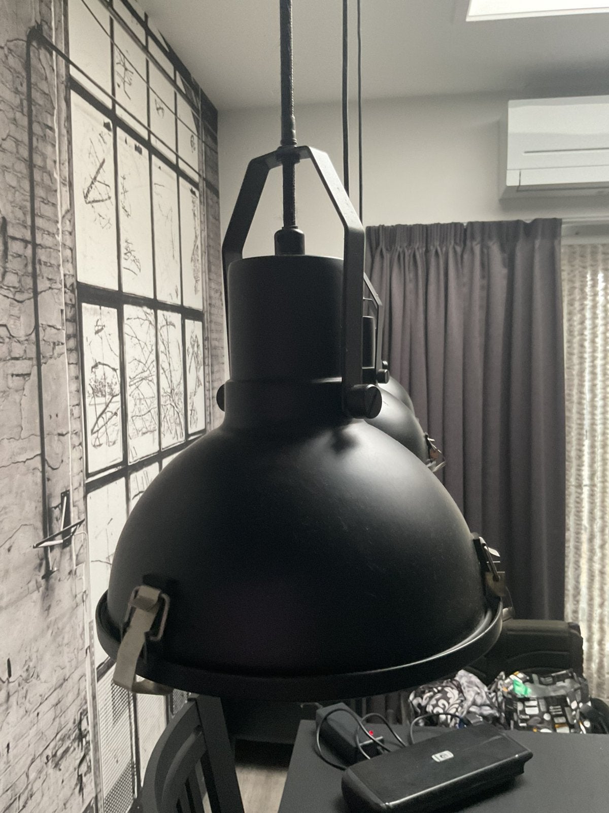 Zwarte hang lamp, Ophalen, Gebruikt