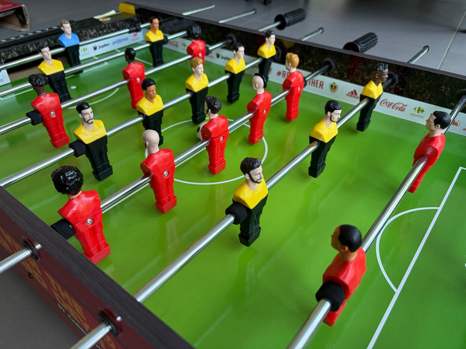 Tafelvoetbal Rode Duivels met veel extra figuren, Ophalen, Zo goed als nieuw