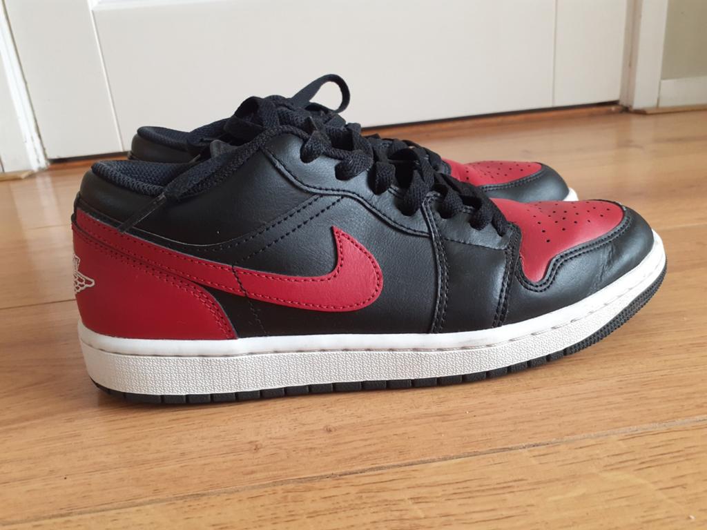 Nike Air Jordan 1 low sneakers zwart- rood maat 41, Nike Air Jordan, Zwart, Ophalen of Verzenden, Sneakers of Gympen