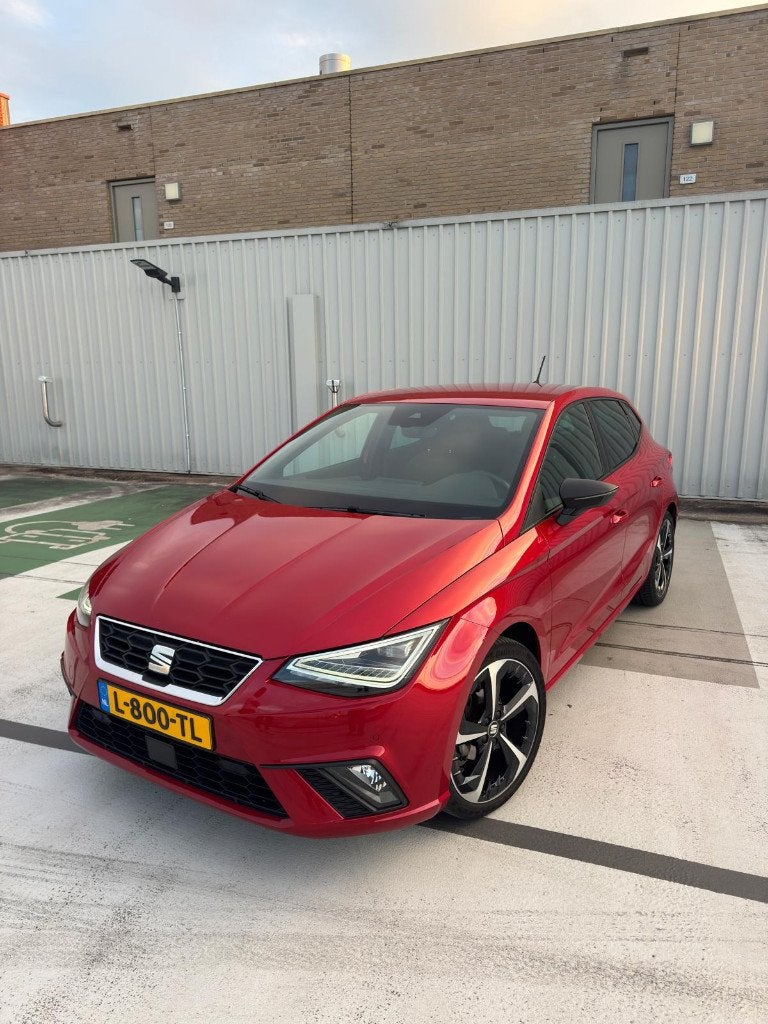 Seat Ibiza 1.0 TSI FR LED CAMERA ACC LANE ASSIST, Auto's, Seat, Voorwielaandrijving, 40 €/maand, Ibiza, Origineel Nederlands