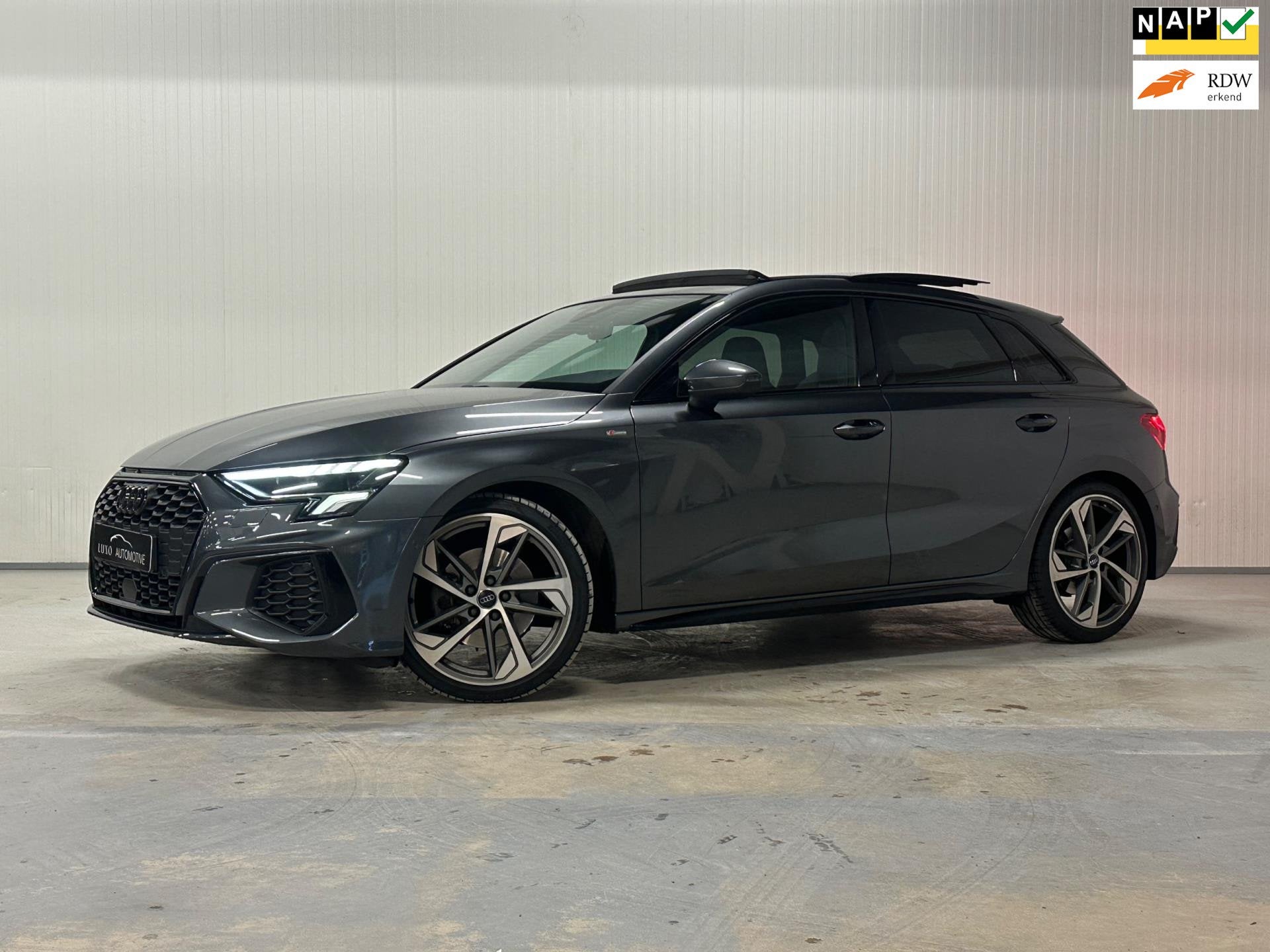 Audi A3 Sportback 35 TFSI S edition | NAP | PANO | 3x S-LINE, Auto's, Audi, 4 cilinders, 150 pk, Origineel Nederlands, Bedrijf
