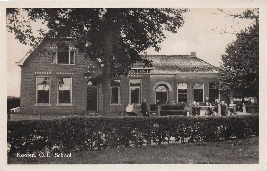 703-139-037 Kooten O L School, Verzamelen, Verzenden, Voor 1920, Friesland