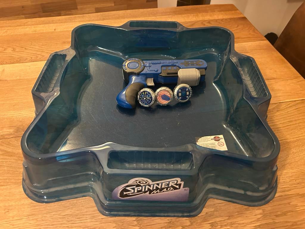 Spinner M.A.D. Battle Set met 3 Spinners en Arena, Ophalen of Verzenden, Gebruikt, Jongen of Meisje