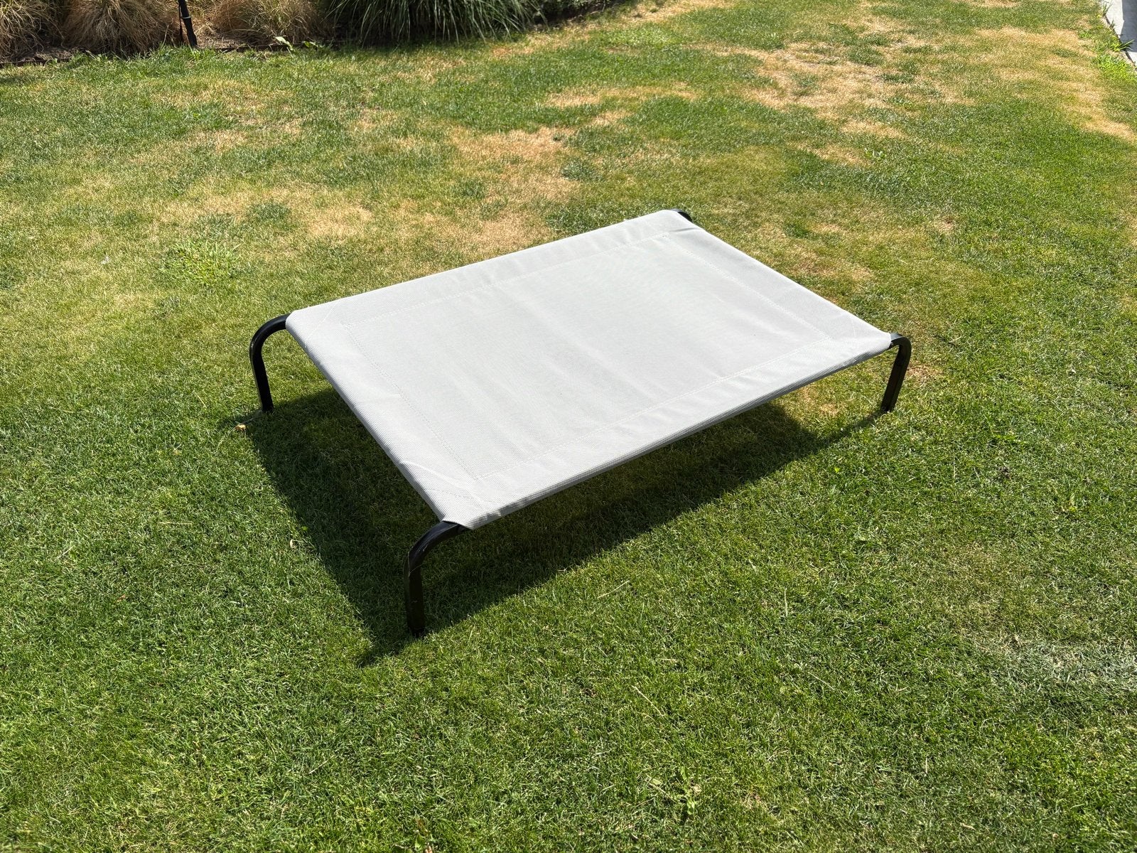Hondenbed voor buiten of op reis, Dieren en Toebehoren, Ophalen, Zo goed als nieuw, Overige