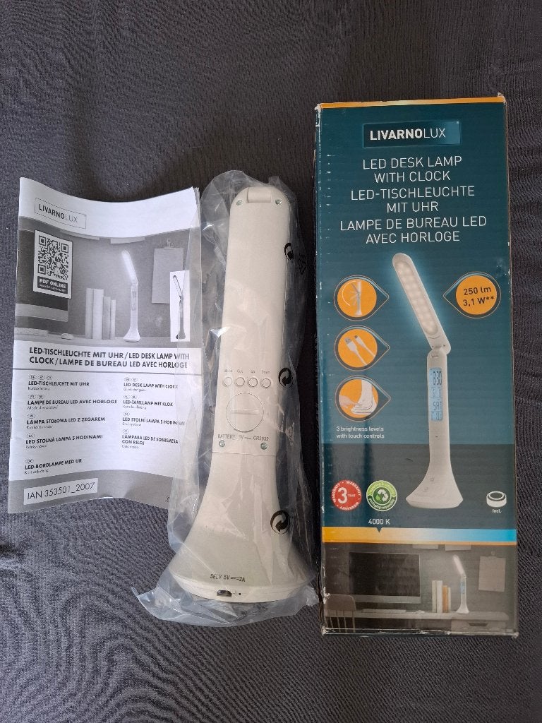 Livarno Lux bureaulamp tafellamp LED met klok 250 lm USB, Huis en Inrichting, Lampen | Tafellampen, Ophalen of Verzenden, Zo goed als nieuw