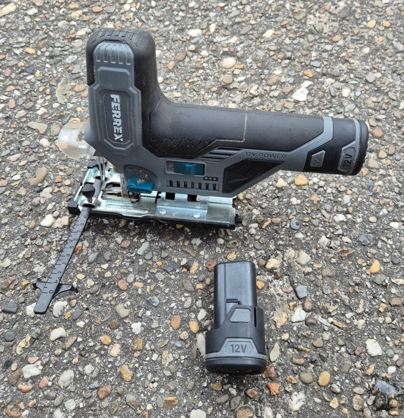 te koop ferrex accu decoupeerzaag in nette staat, Ophalen, Gebruikt, Decoupeerzaag, Ferrex