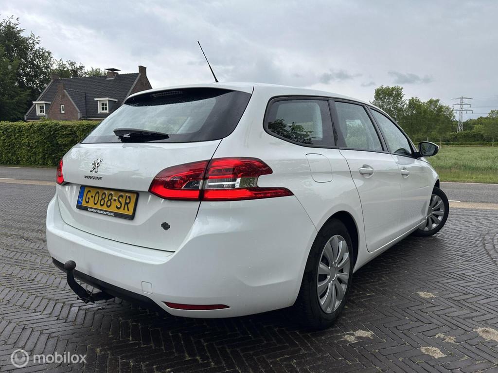 Peugeot 308 SW 1.2 PureTech 2019 NAP Trekhaak Navi LED✅, Voorwielaandrijving, Stof, Gebruikt, 1199 cc