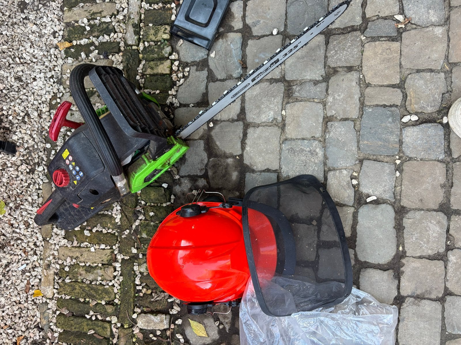 Foto 5 van Florabest Benzine Kettingzaag FKS 2.2 A1 - Zo goed als nieuw