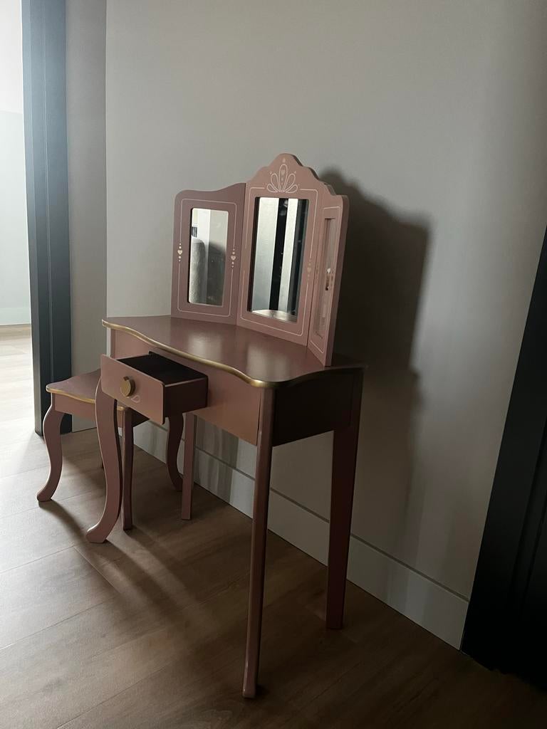 Kaptafeltje met krukje - Roze prinsessenkaptafel, Ophalen, 100h x 60b, Gebruikt, 50 tot 100 cm