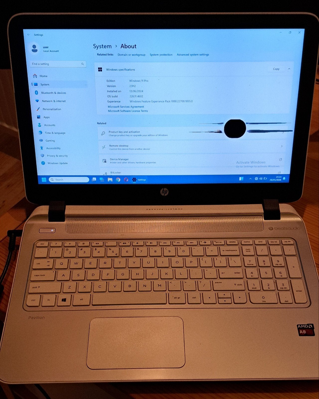 HP Pavilion 15 Notebook PC - AMD A8, 4GB RAM, Windows 11 Pro, Gebruikt, 2 tot 3 Ghz, AMD A8-6410 APU, Onbekend