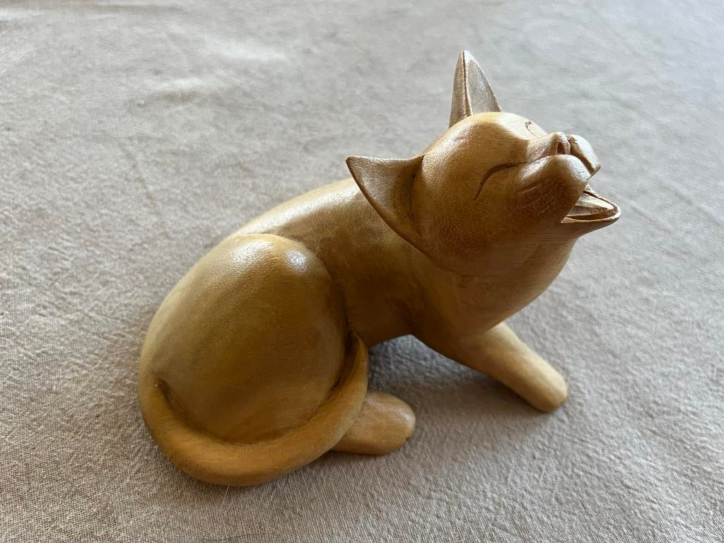 Houten Kat / poes Beeldje, Ophalen, Zo goed als nieuw, Hond of Kat, Beeldje of Figuurtje