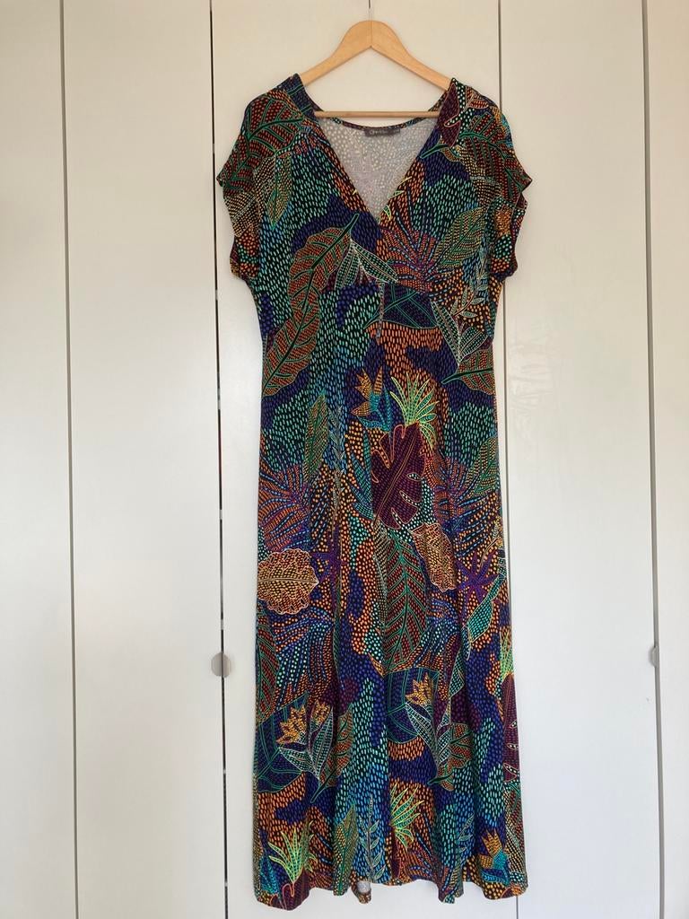 Kleurrijke lange jurk van Geisha maat 44, Kleding | Dames, Overige kleuren, Maat 42/44 (L), Ophalen of Verzenden, Zo goed als nieuw