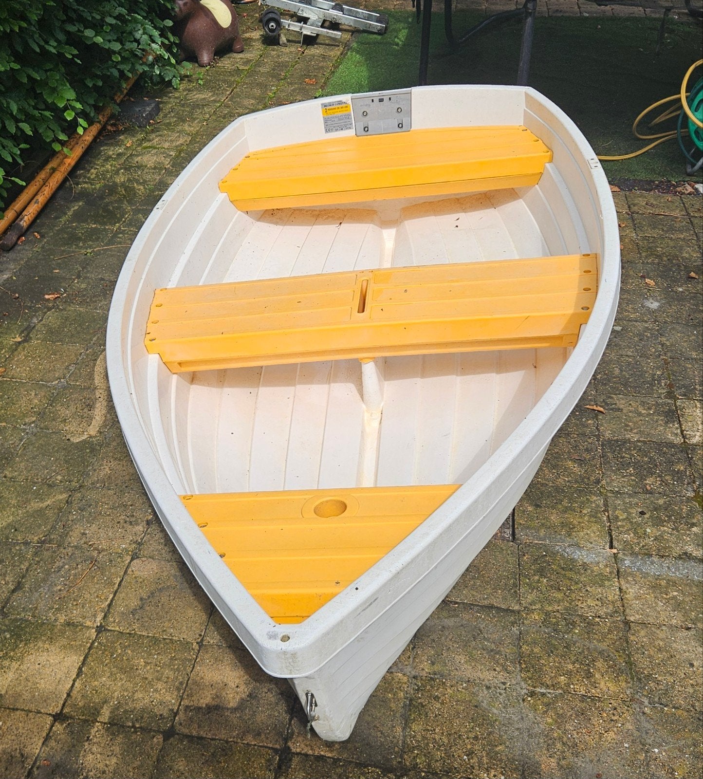 Walker Bay 8 – Lichtgewicht en onderhoudsvrije bijboot / vis, Ophalen