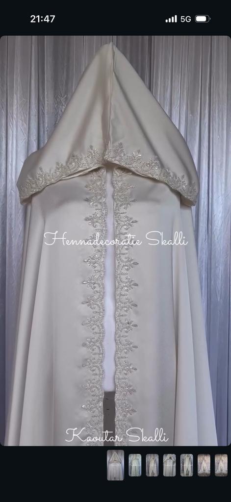 Bridal cape satijn zonder sleep, Kleding | Dames, Trouwkleding en Trouwaccessoires, Ophalen of Verzenden, Zo goed als nieuw, Zwart