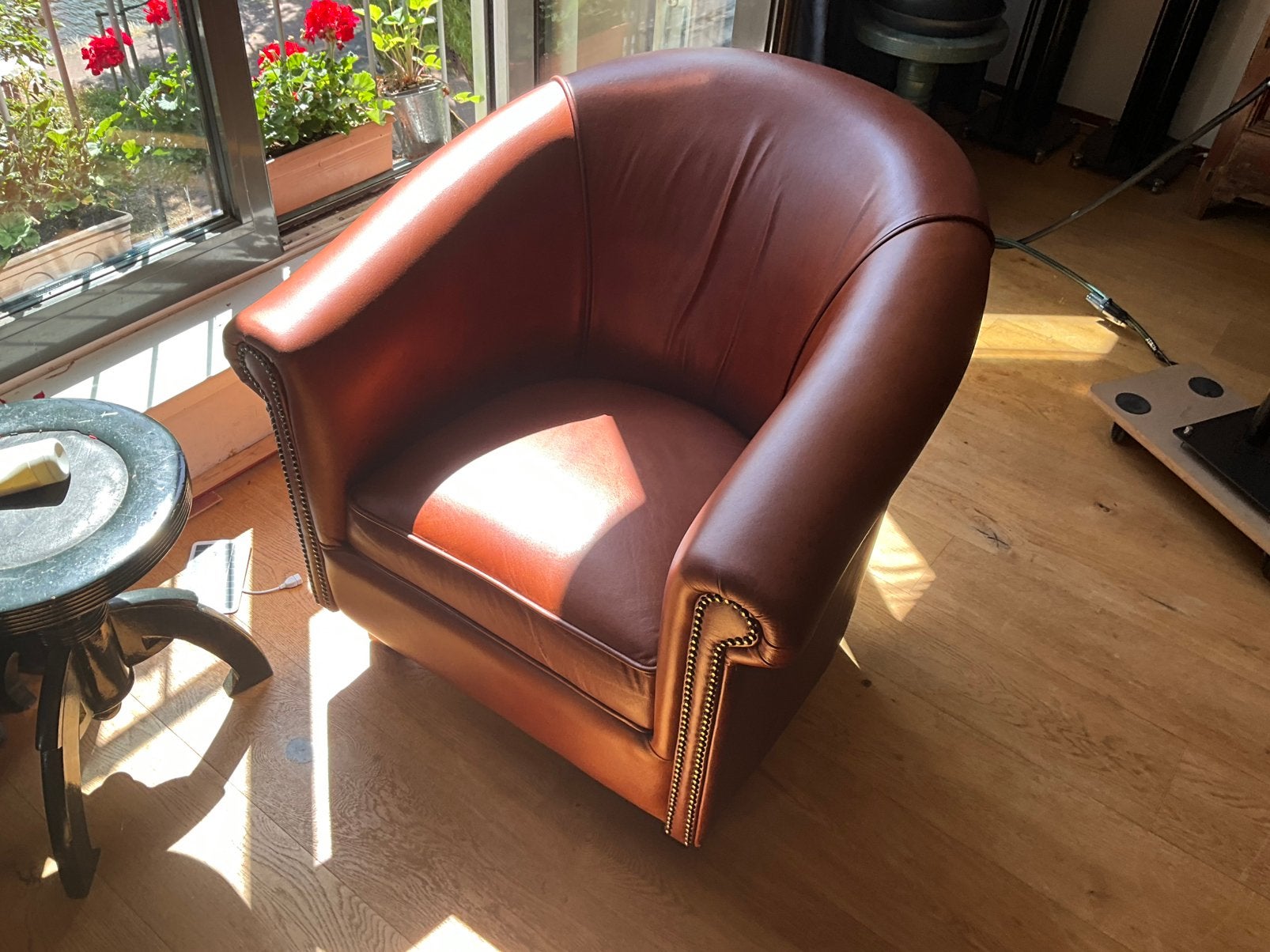 Engelse clubfauteuil.Leer. 350 €, Ophalen, Zo goed als nieuw, 75 tot 100 cm